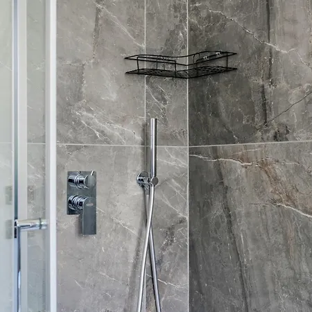 Essenza Moderna Design & Quiete Appartement Brescia